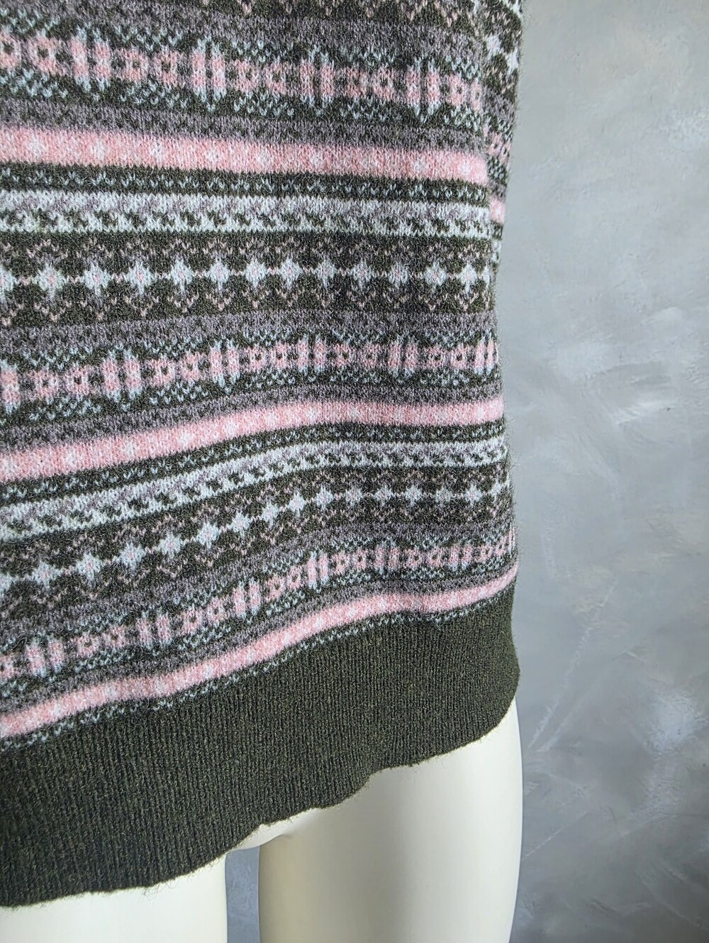 Rita Ora Fair Isle Green Pink Sweater Vest Primark Sz XL - Picture 9 of 12